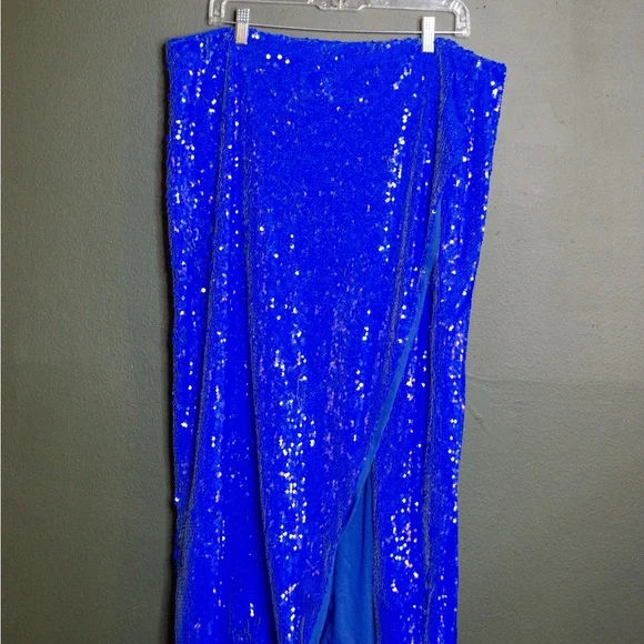 Eloquii Blue Sequin High-Slit Skirt - Picture 5 of 7